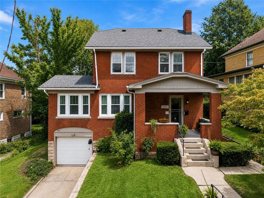 Property Photo:  1688 Kelton Avenue  PA 15216 