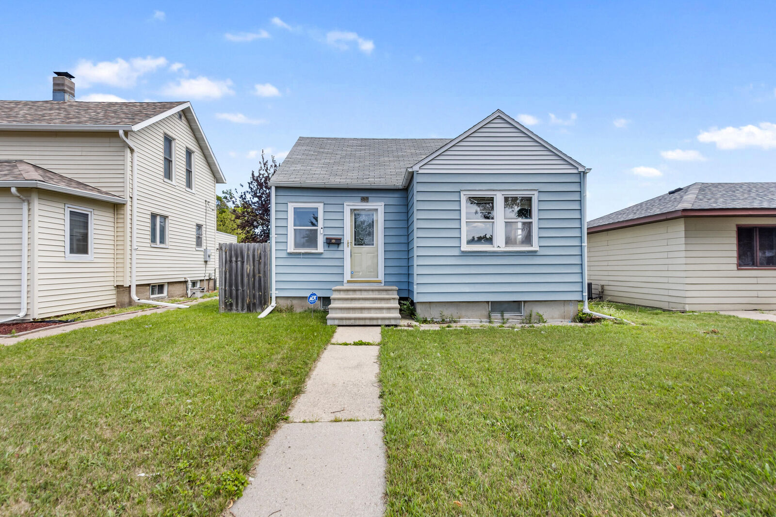 Property Photo: 508 N 3rd Street SD 57401