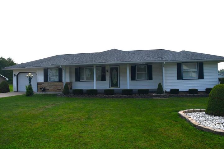 Property Photo:  1507 Lake Lucy Road  PA 16353 