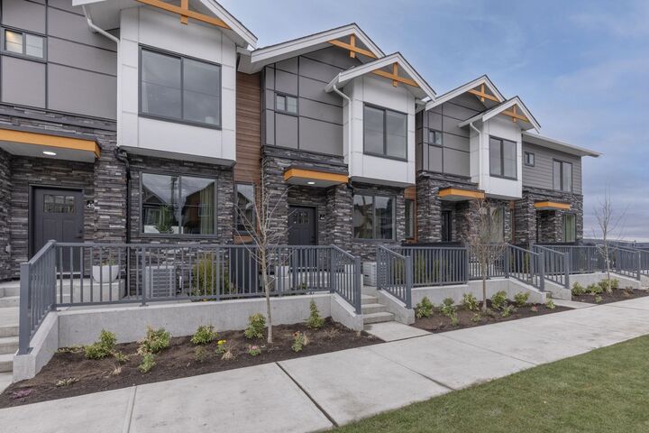 Property Photo: 6035 141 Street 44 BC V3X 0L6