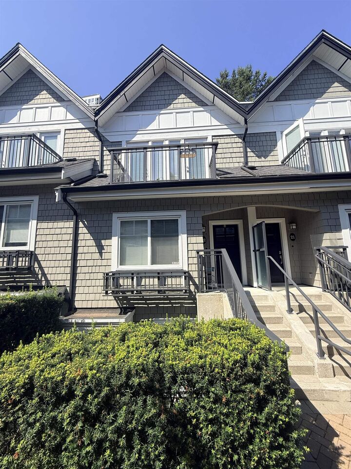 Property Photo: 5655 Chaffey Avenue 22 BC V6B 1T8