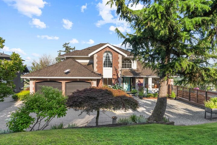 Property Photo: 35993 Eaglecrest Place BC V3G 1E7