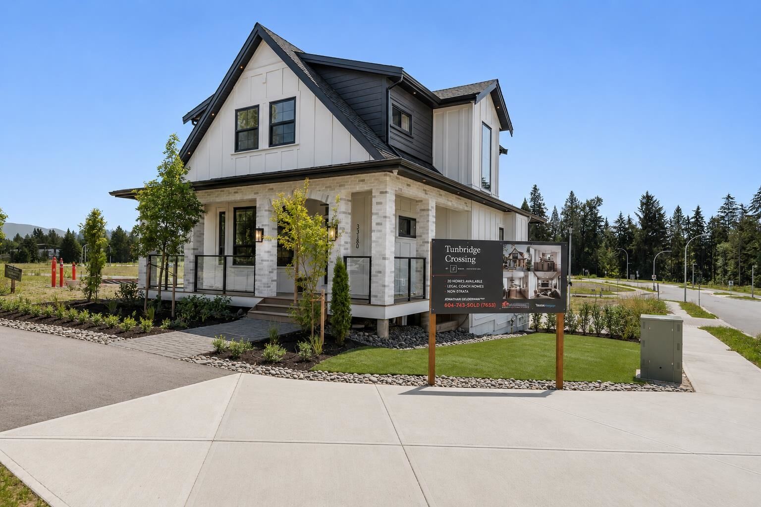 Property Photo: 33203 Pinchbeck Avenue BC V2V 6X9