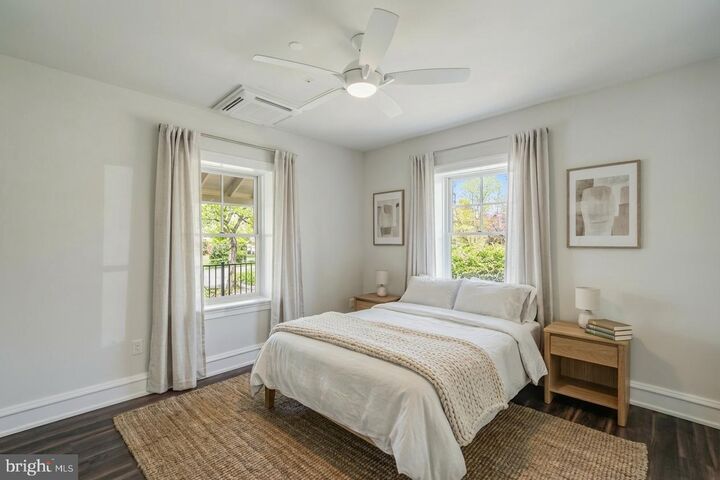 Property Photo:  1 Pennsylvania Avenue 2  PA 19087 