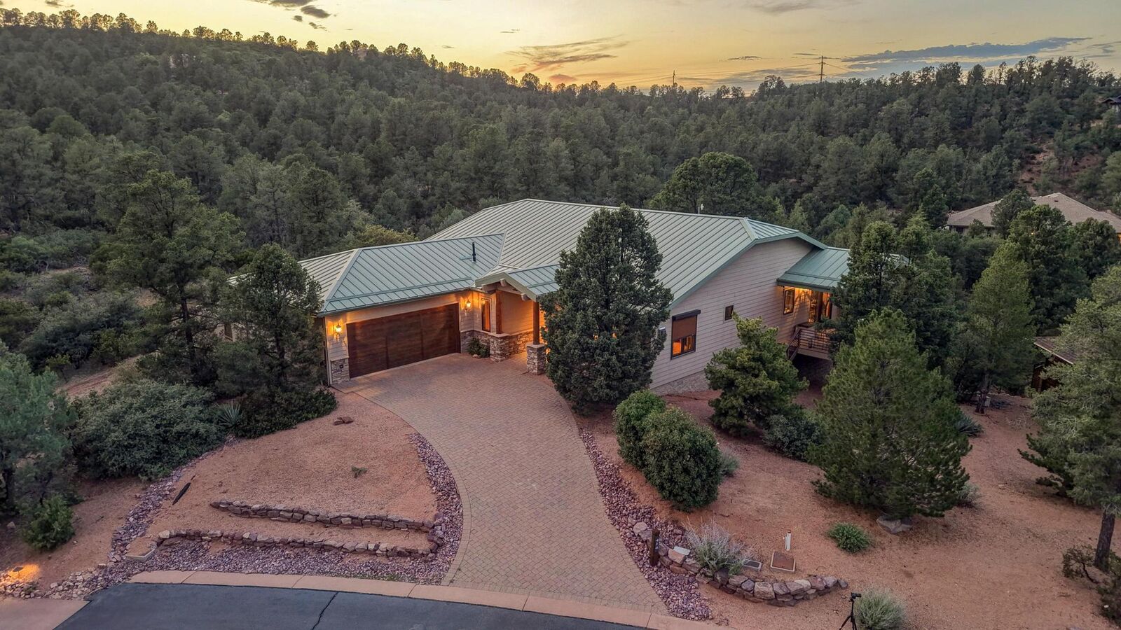 Property Photo:  414 S Whisper Ridge Lane  AZ 85541 