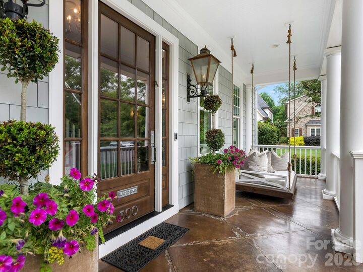 Property Photo: 300 Plantation Place NC 28209