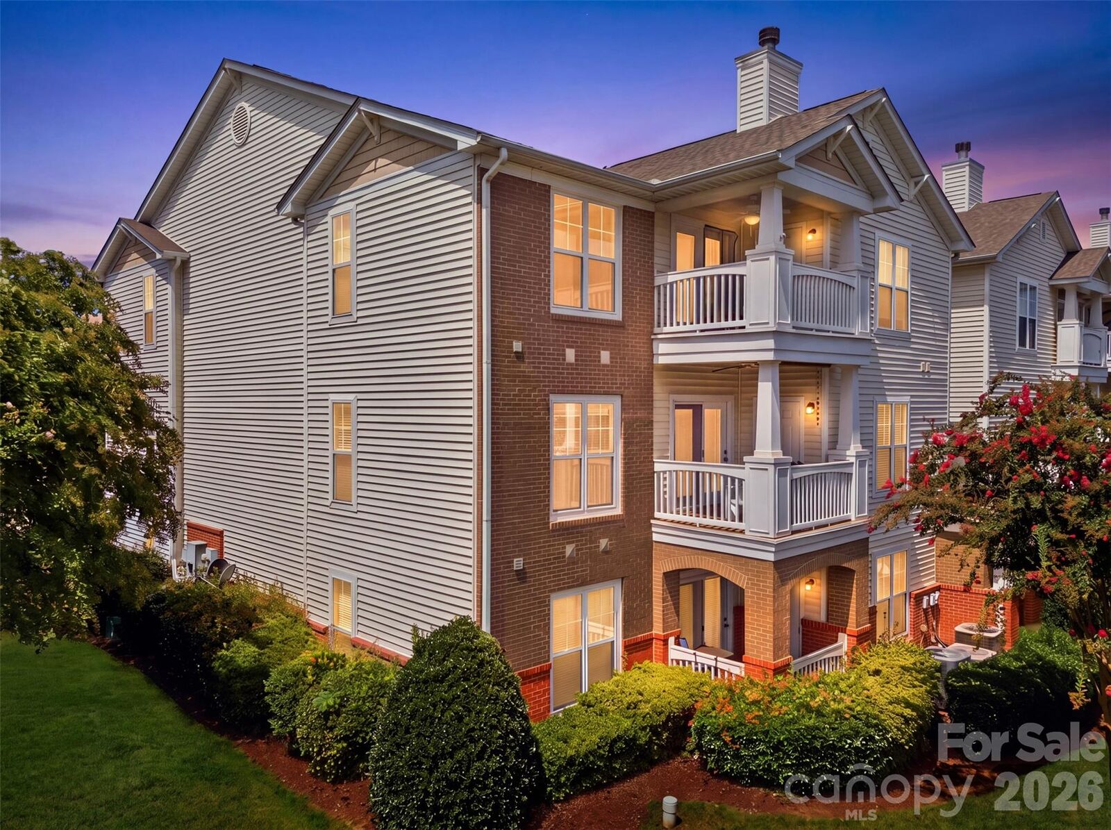 Property Photo:  9113 McDowell Creek Court 9113  NC 28031 