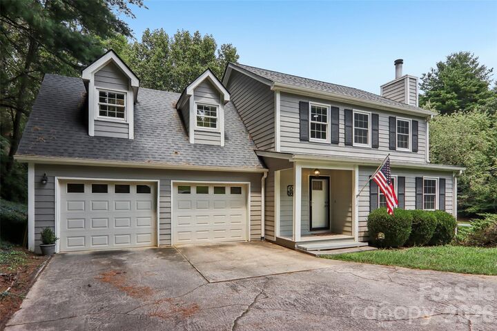 Property Photo:  70 Acorn Lane  NC 28721 