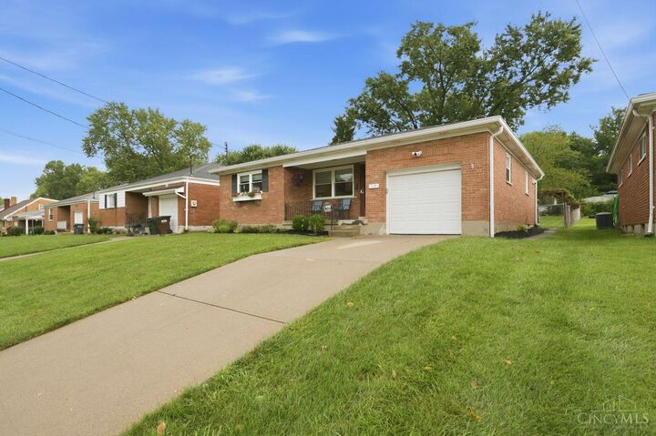 Property Photo:  618 Ivyhill Drive  OH 45238 