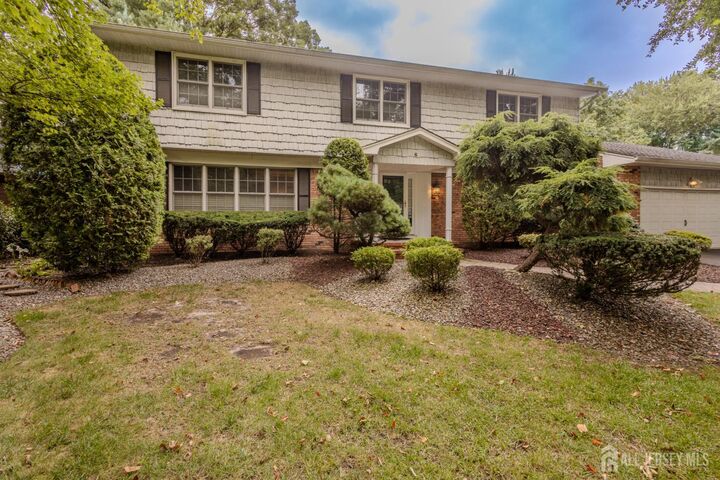 Property Photo:  6 Burlington Lane  NJ 08816 