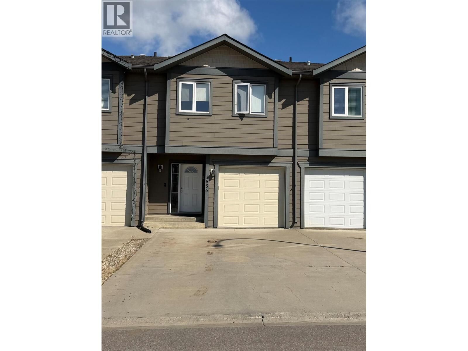Property Photo:  1556 Loran Drive  BC V1G 1B6 