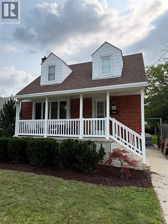 Property Photo:  488 Montcalm Avenue  ON N7S 2P9 
