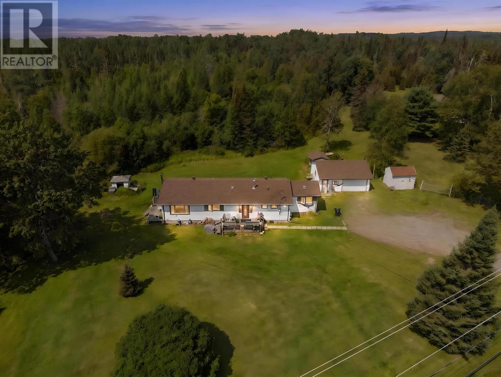 Property Photo:  6365 Mapleward Rd  ON P7G 2K1 