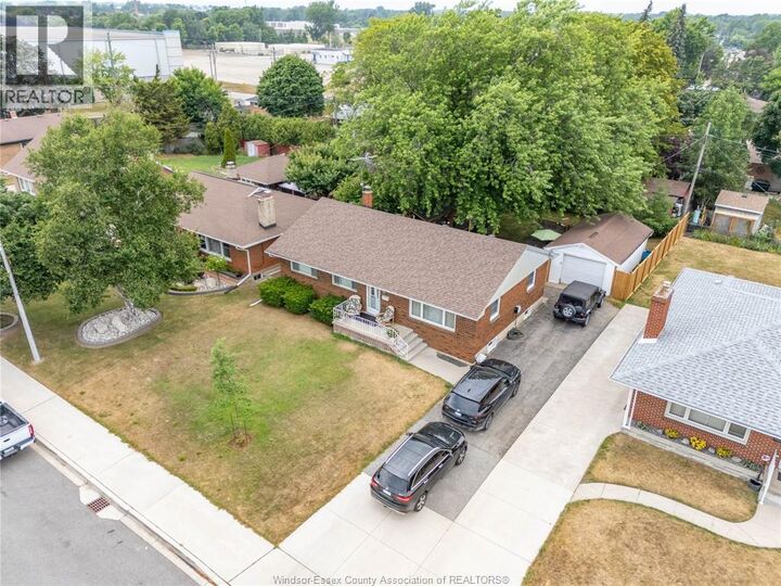 Property Photo: 7 Gladstone Avenue ON N9Y 2H4