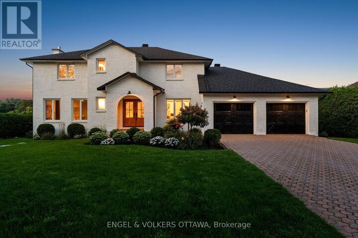 Property Photo:  5765 Kelly Marie Drive North  ON K4M 1B3 