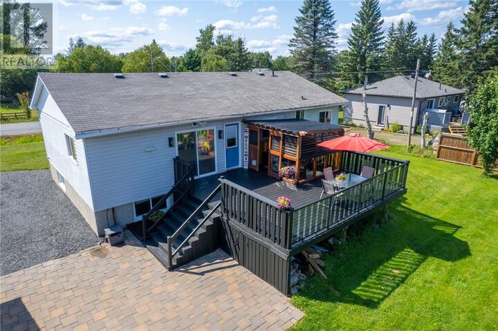 Property Photo:  3026 Elm Street  ON P3N 1R8 