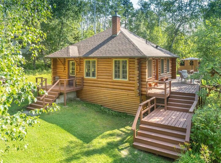 238 Wasagaming Drive — photo 1