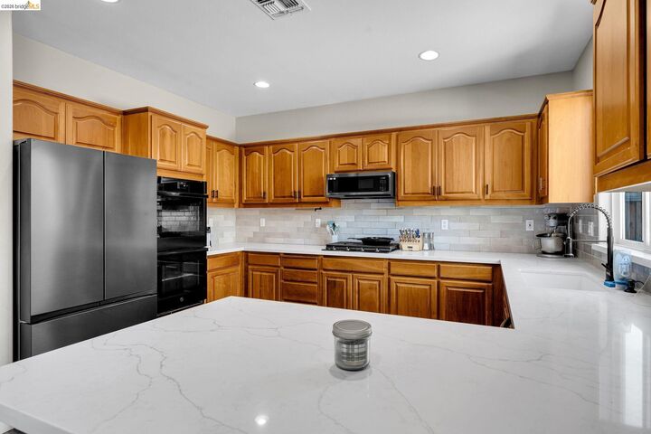 Property Photo: 2340 Cambridge Dr CA 94505