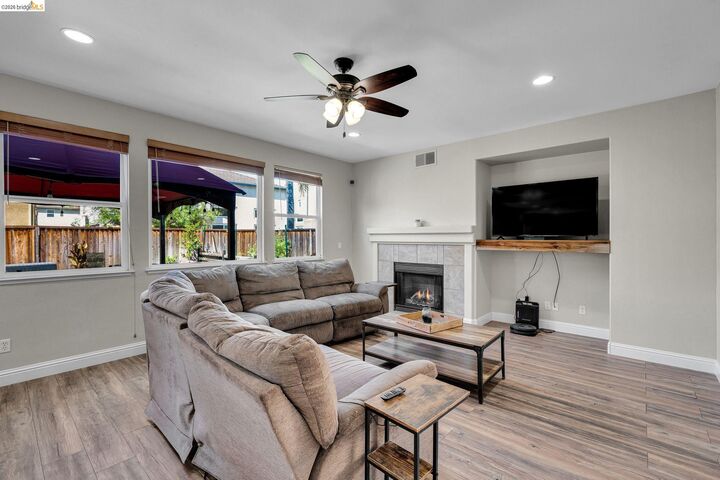 Property Photo: 2340 Cambridge Dr CA 94505