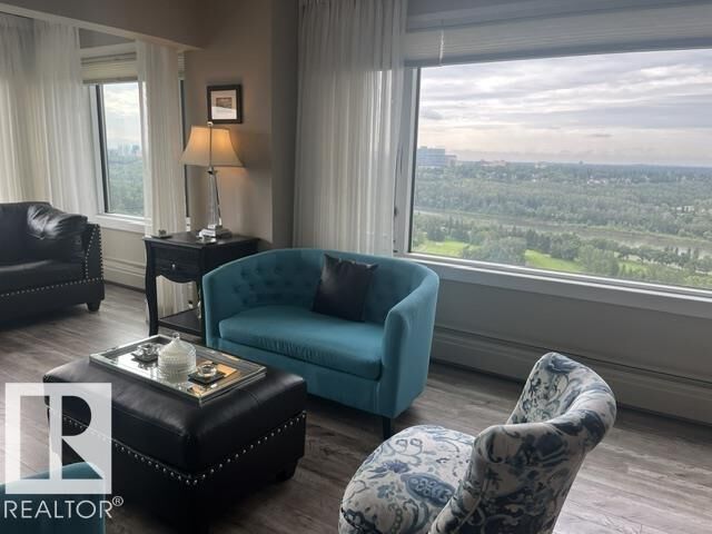 Property Photo: 10011 123 Street NW 1501 AB T5N 1M9