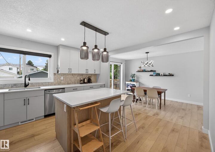 Property Photo:  9915 154 Street NW  AB T5P 2G8 