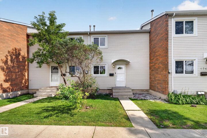 Property Photo:  175 Centennial Crest NW  AB T5P 4H5 