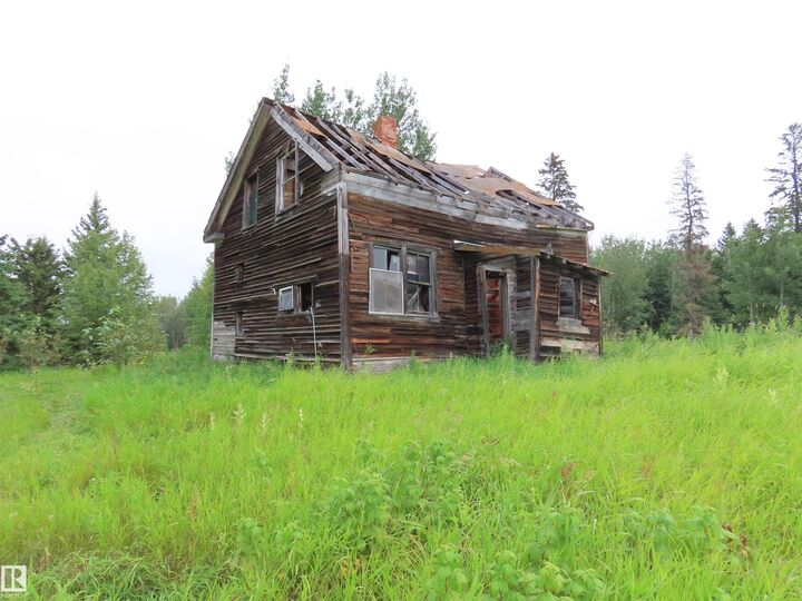 Property Photo: 2217 Township 560 AB T0E 1V0