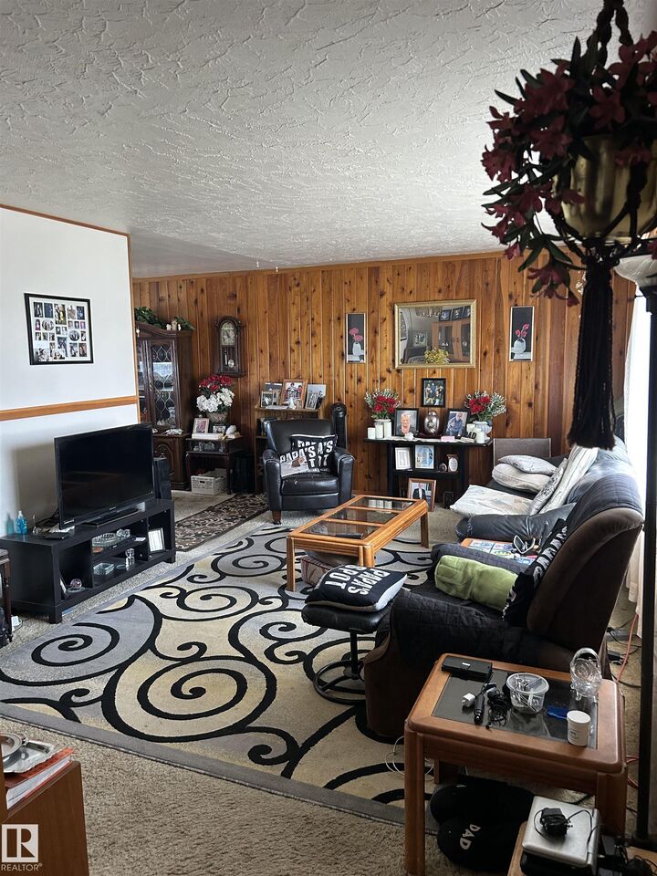 Property Photo:  9612 75A Street NW  AB T6C 2J3 