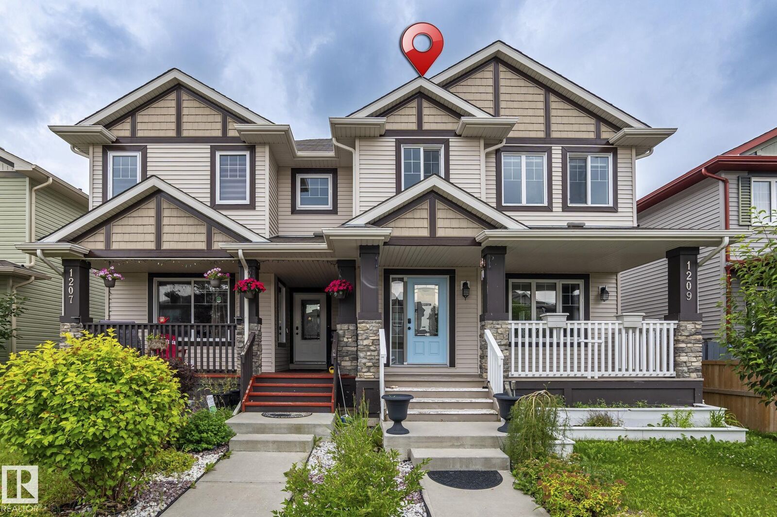 Property Photo: 1209 30 Avenue NW AB T6T 0V7
