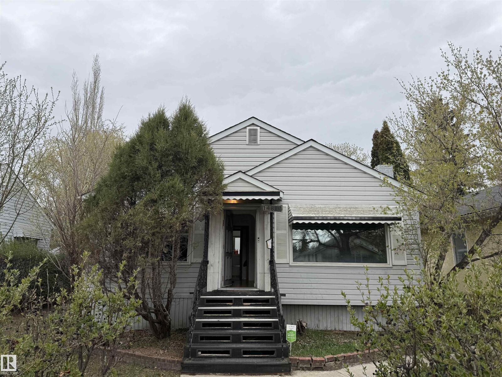 Property Photo: 14810 104 Avenue NW AB T5N 0X7