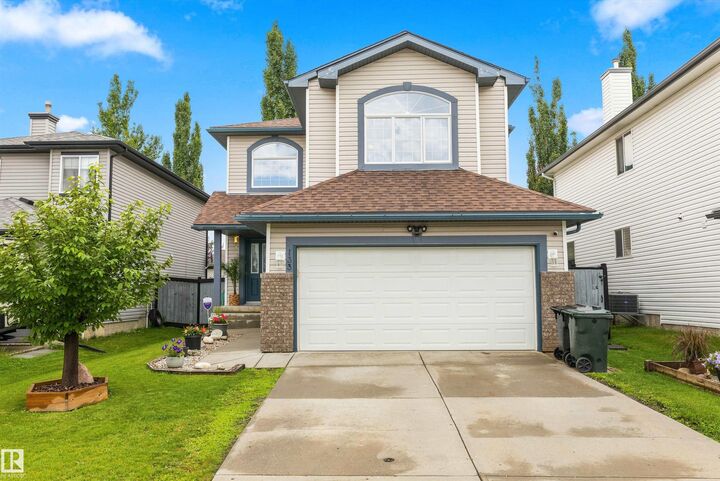 133 Greystone Crescent — photo 1