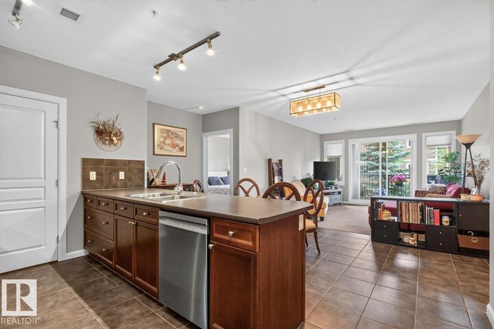 501 Palisades Way 213 — photo 1