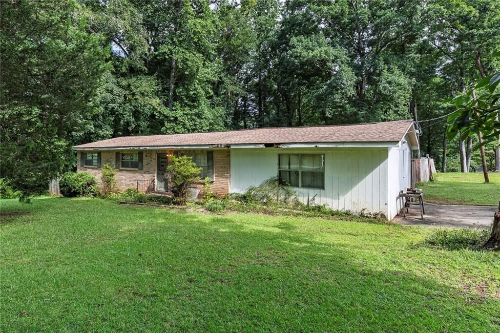 Property Photo:  5000 Paris Avenue  GA 30127 