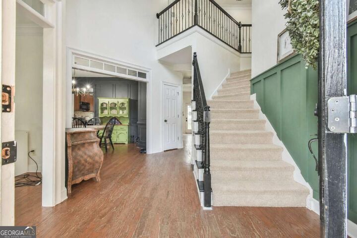 Property Photo:  802 Autumn Meadow Drive  GA 30052 