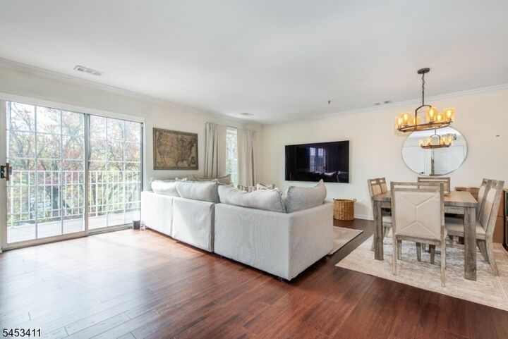 Property Photo:  44 Ridgedale Ave 114  NJ 07960 