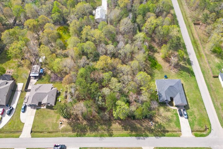 Property Photo:  360 Road 662  TX 77535 