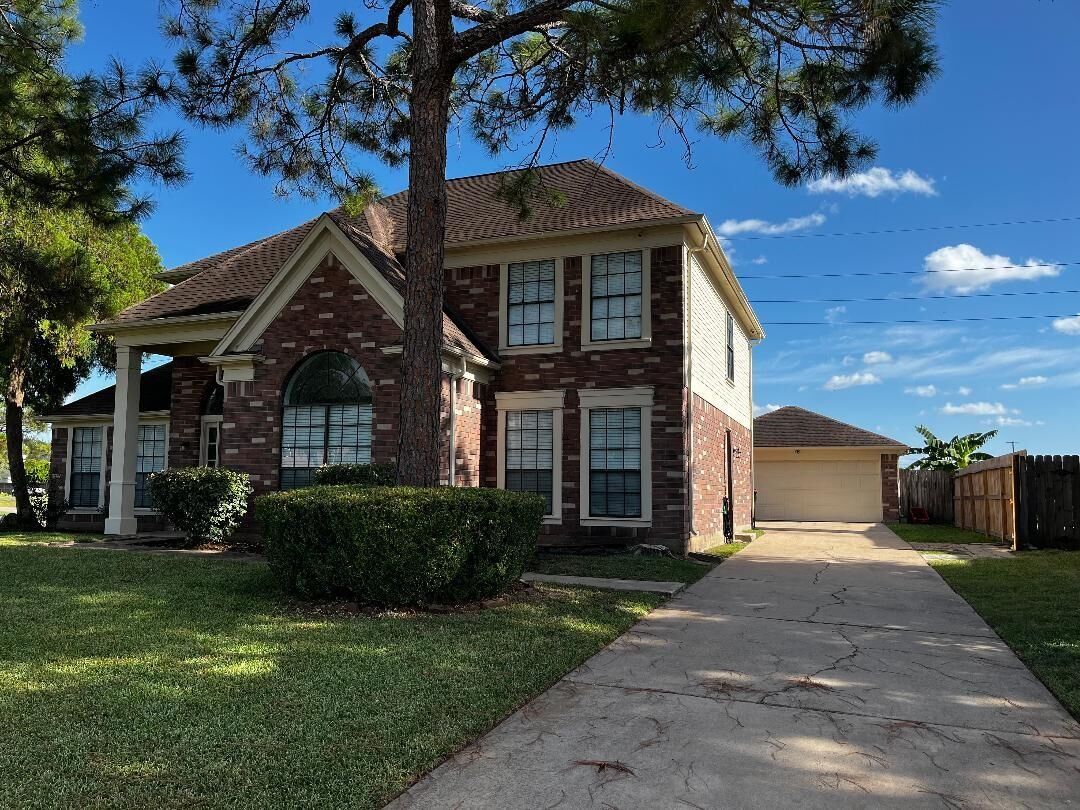 Property Photo: 14903 Havenridge Dr TX 77083