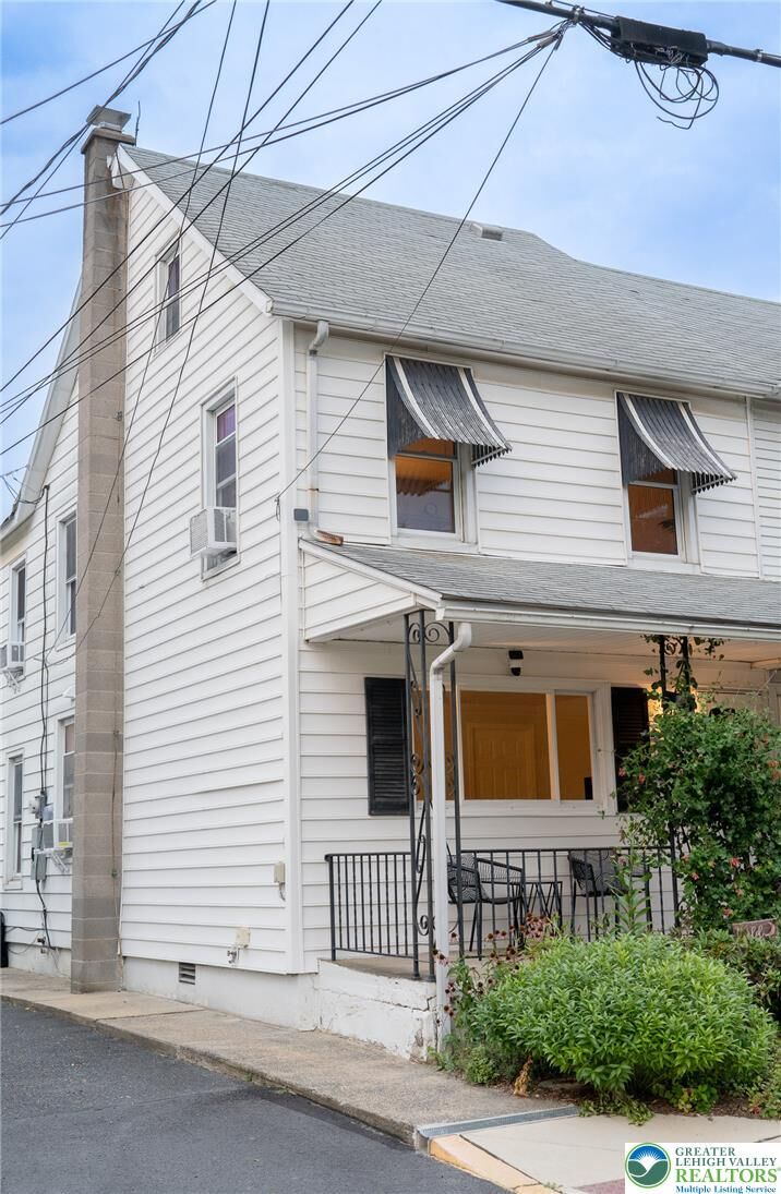 Property Photo:  223 S Second Street  PA 18049 