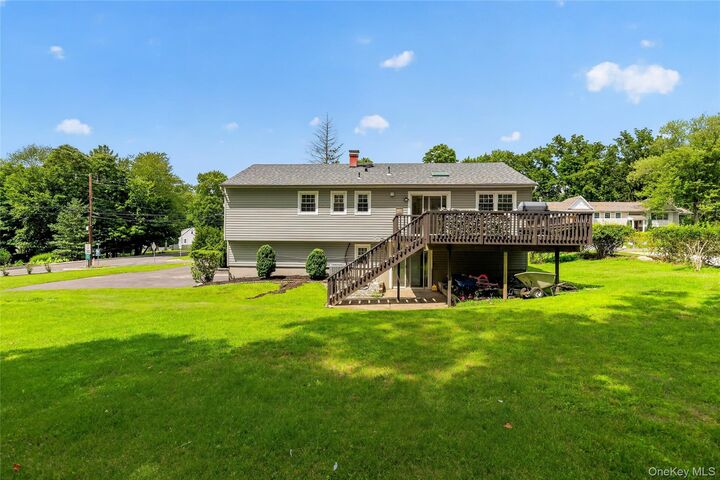 Property Photo:  6 Linda Lane  NY 10965 