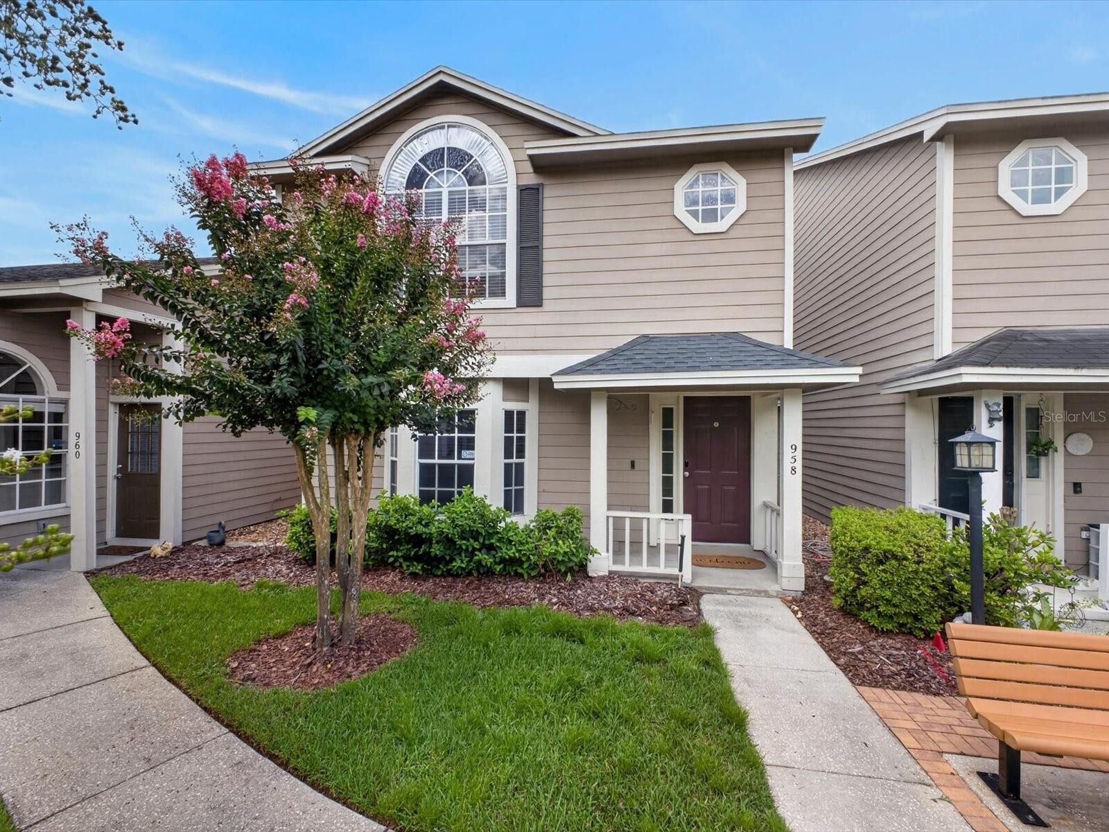 Property Photo: 958 Sykes Court 104 FL 32828