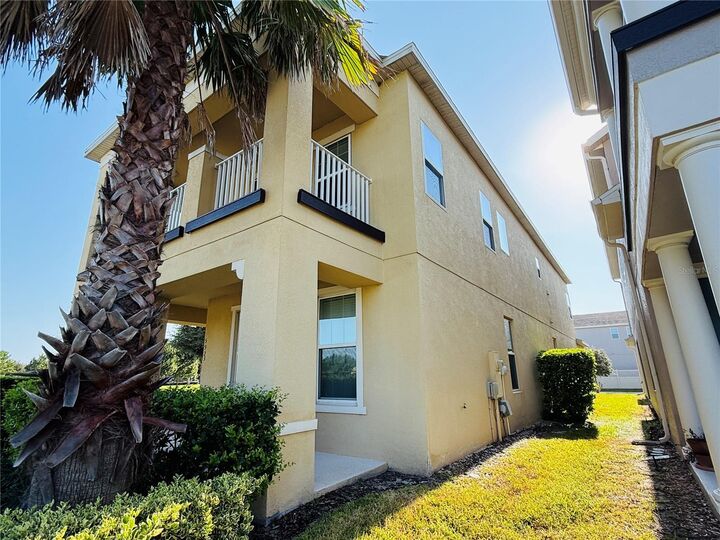 Property Photo:  5923 Cypress Hill Road  FL 34787 