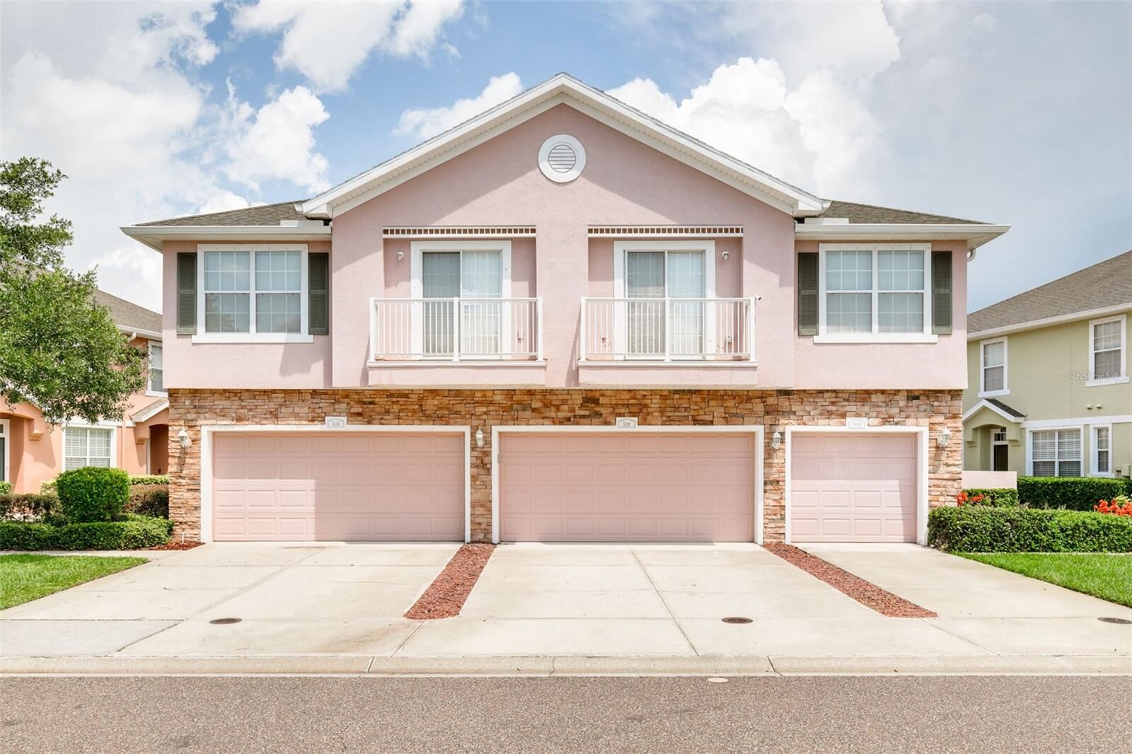 Property Photo: 5118 5th Way N FL 33703