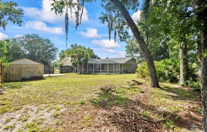 Property Photo: 2831 Ascot Lane FL 32738