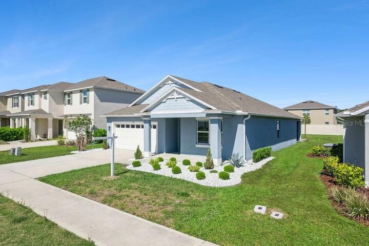 Property Photo: 5235 Mahogany Drive FL 32757