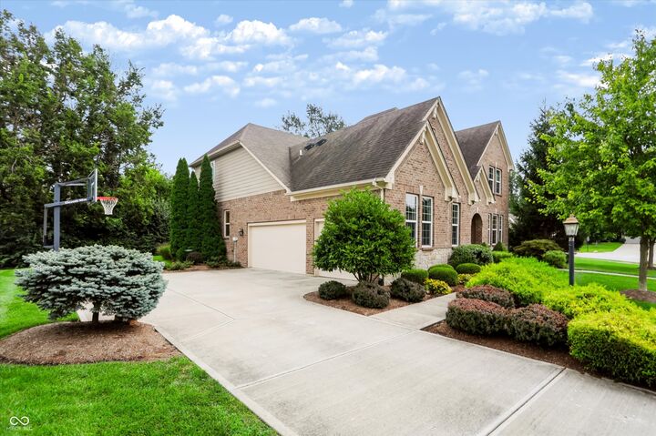 Property Photo: 275 N Bend Drive IN 46142