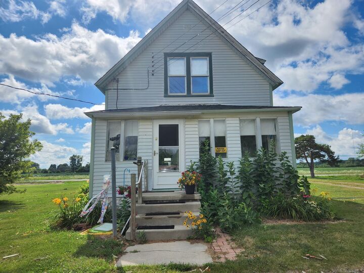 Property Photo:  71040 Omo Road  MI 48062 