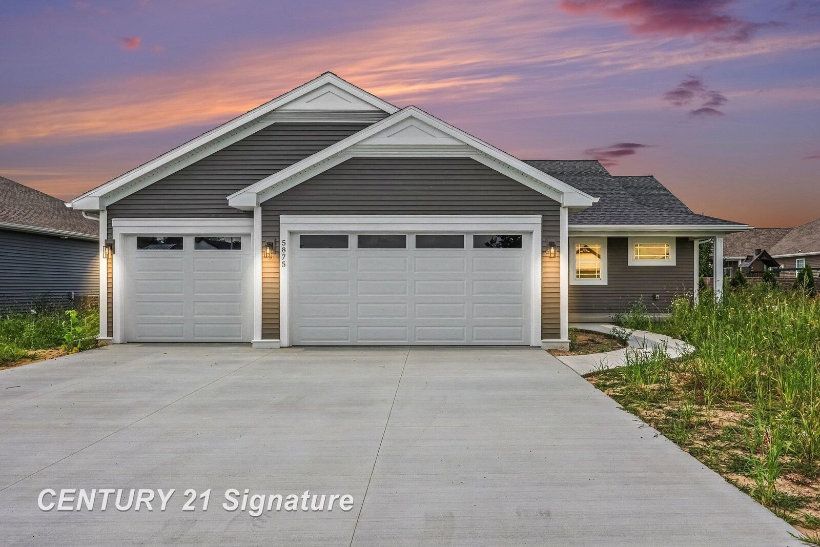 Property Photo:  5875 Diamond Meadows Lane  MI 48623 