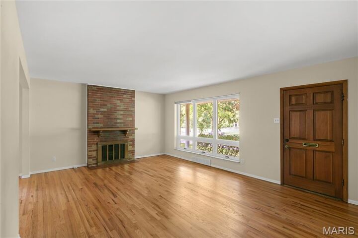 Property Photo: 1043 Midland Boulevard MO 63130