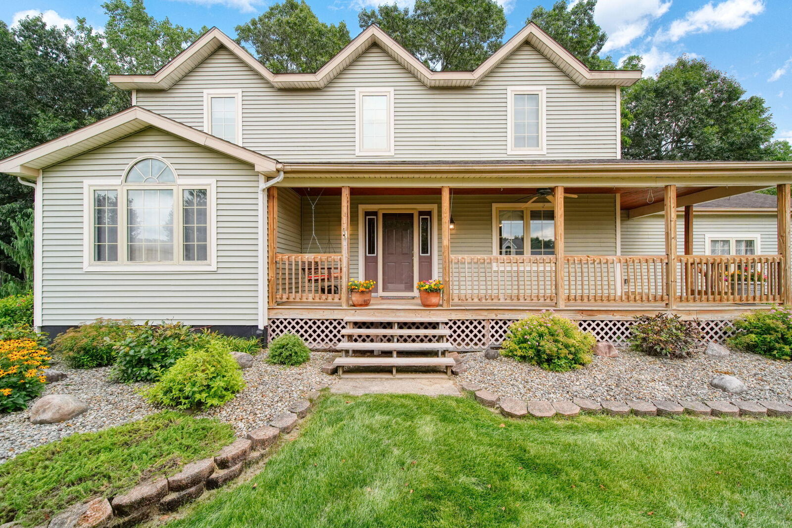 Property Photo:  4211 Aspen Way  MI 49201 
