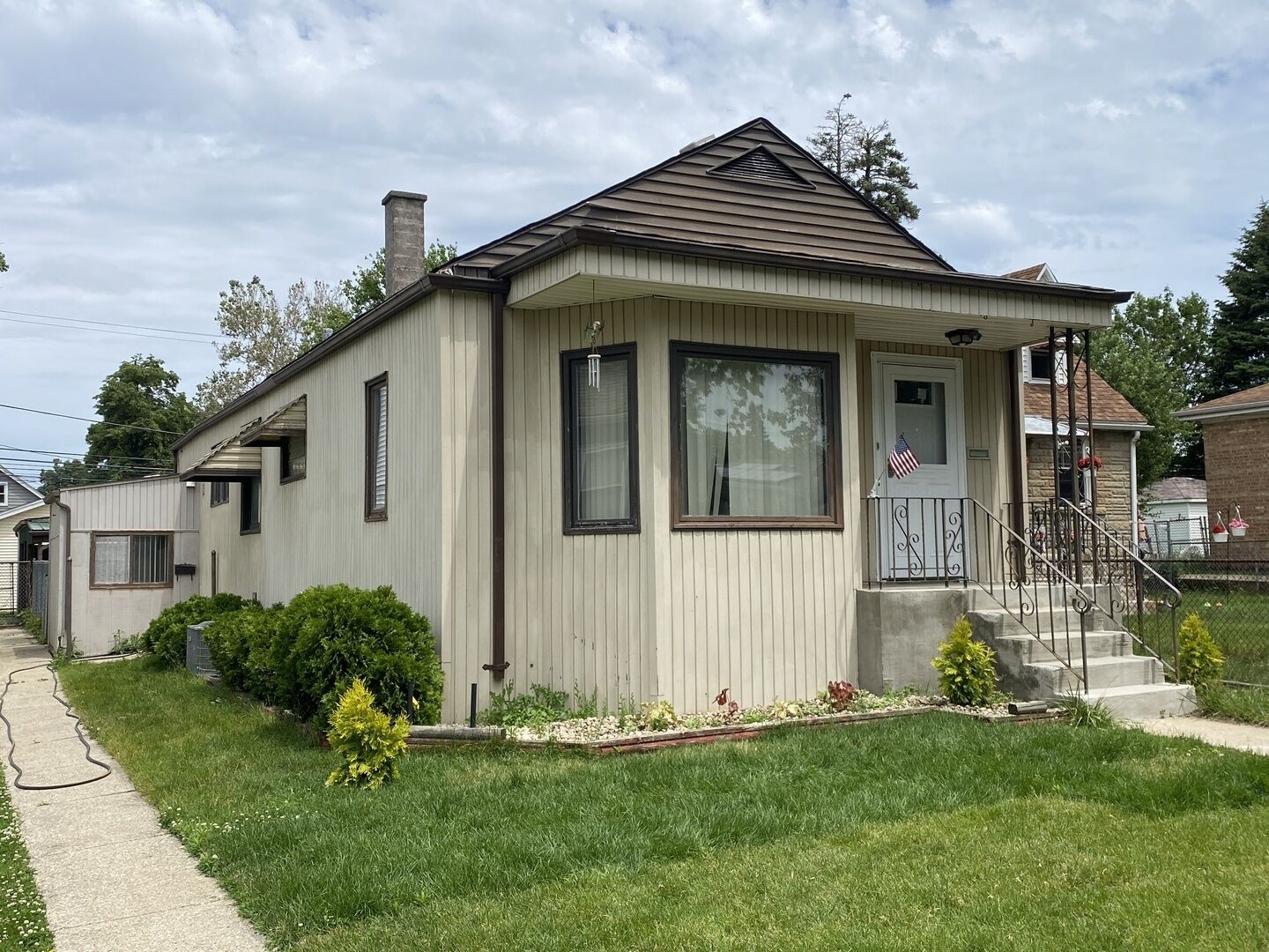 Property Photo: 2734 W 98th Place IL 60805